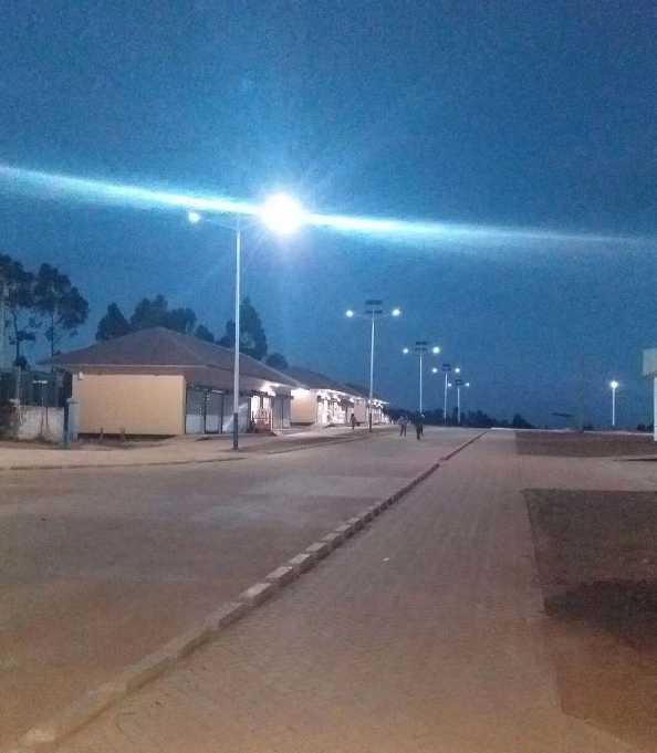 大洼区非洲科特迪瓦太阳能路灯工程